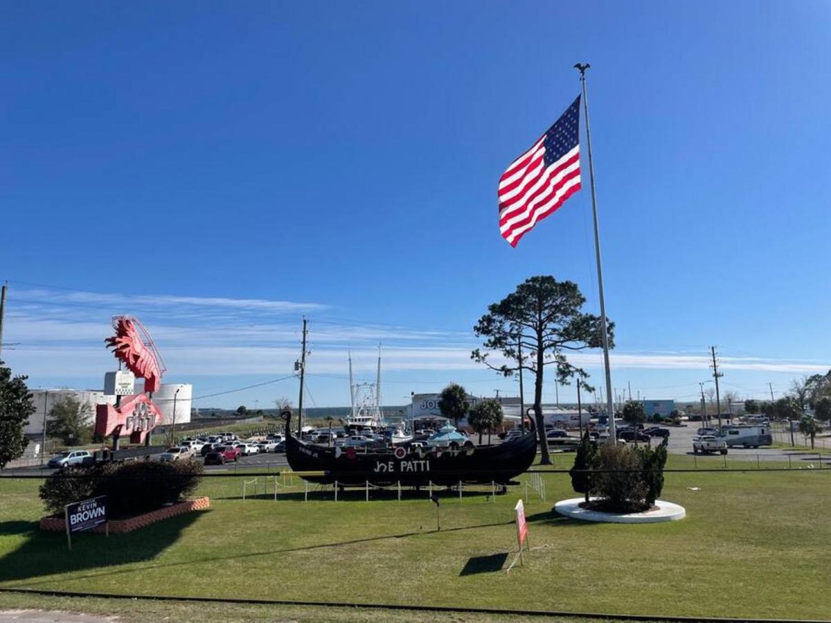Walk To Downtown Seafood Market Bay Views Pensacola Exteriör bild
